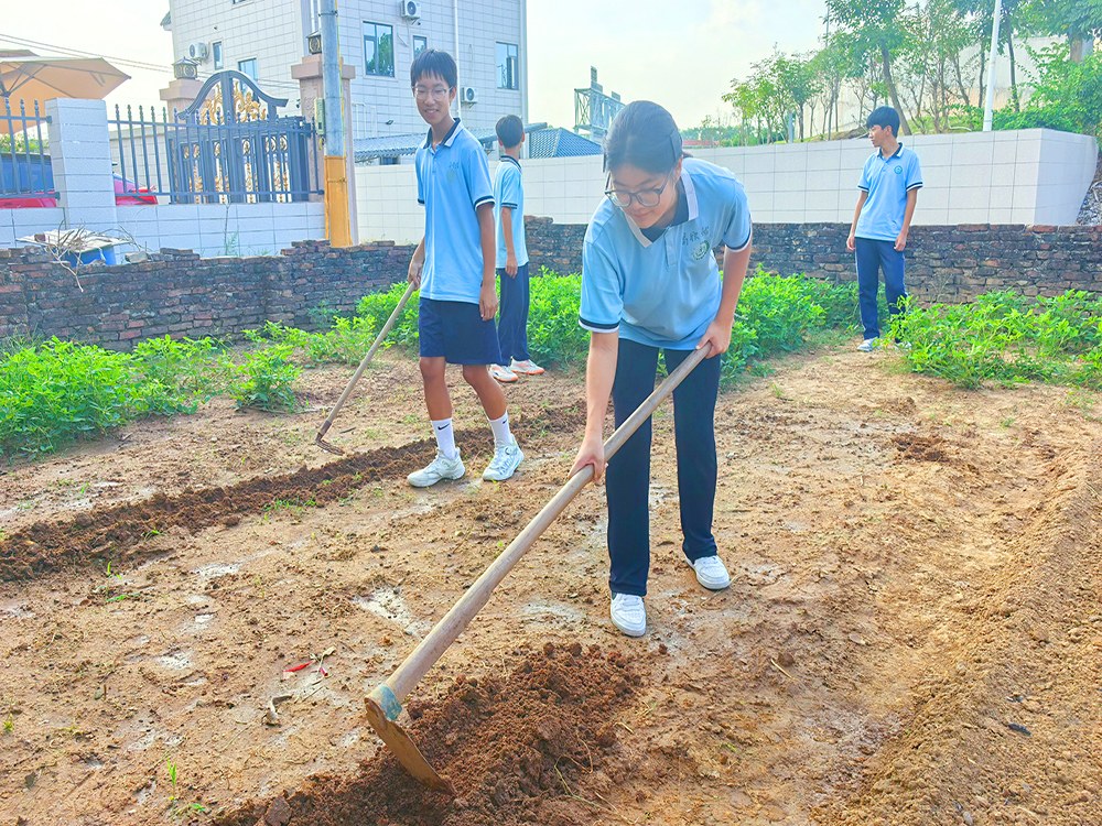 潮州叛逆孩子素质教育学校怎么联系？本地寄宿培育机构考察指南